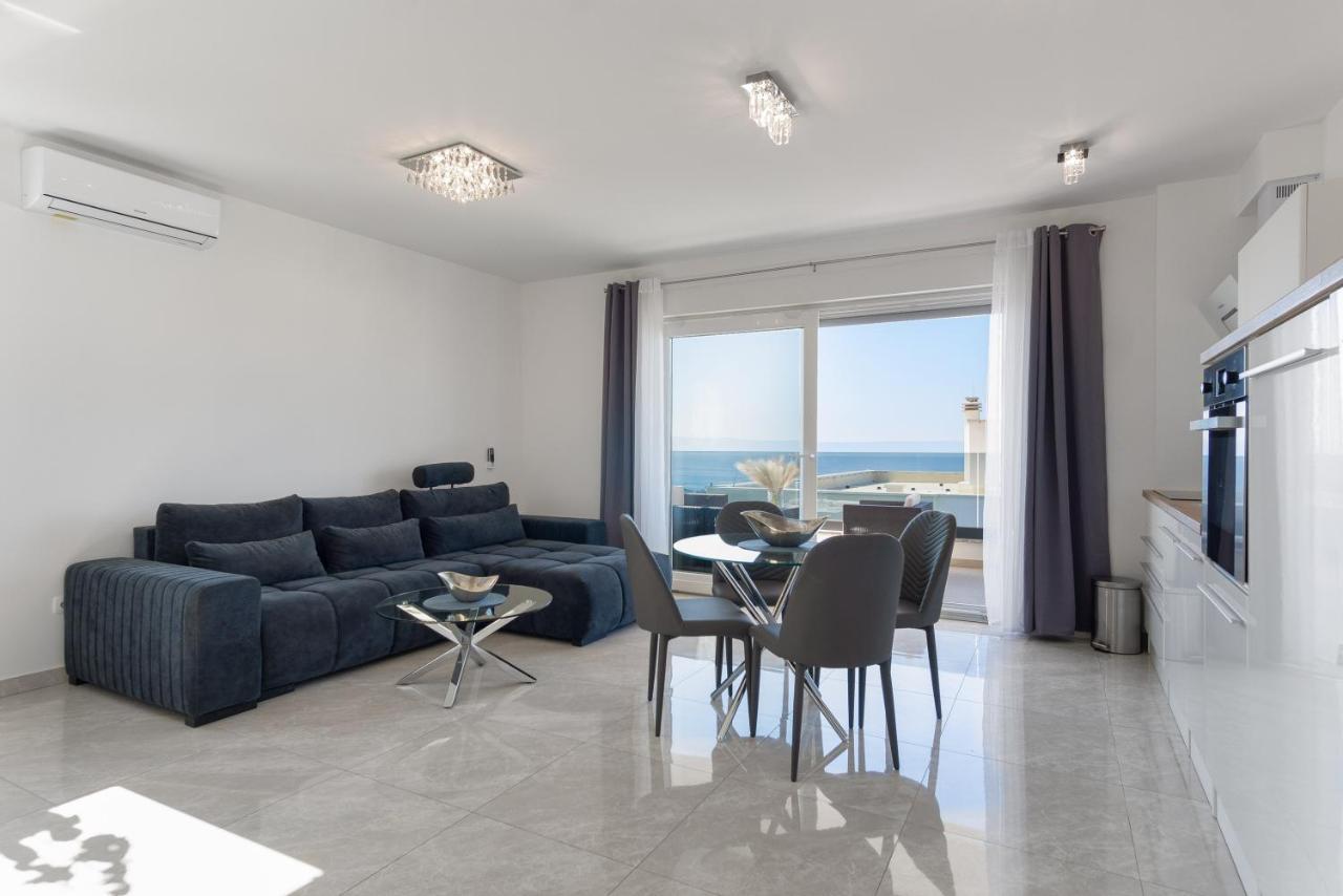 Sea View Apartment With Parking - Dina Makarska Dış mekan fotoğraf